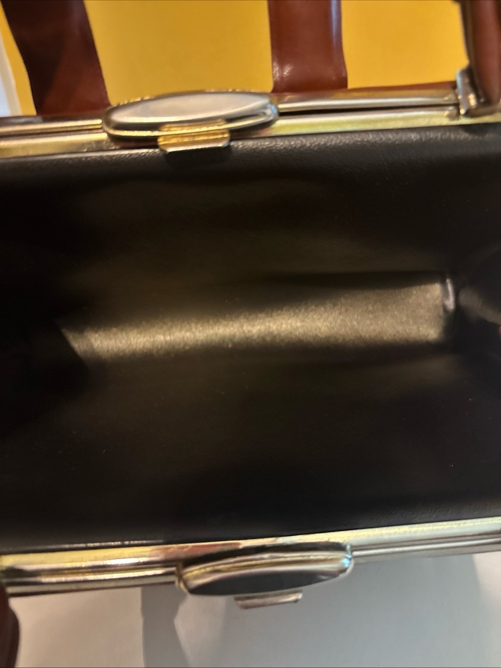 Classic Structured Brown Leather Top-Handle Bag - Picture 3 of 6